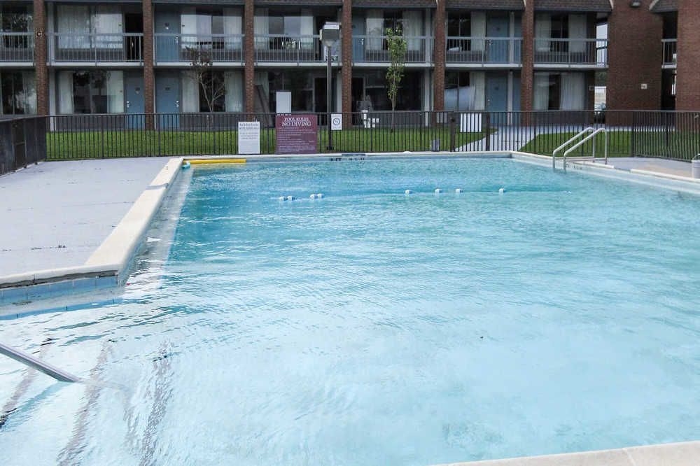 Ferry Pass Rest And Relax Inn المظهر الخارجي الصورة