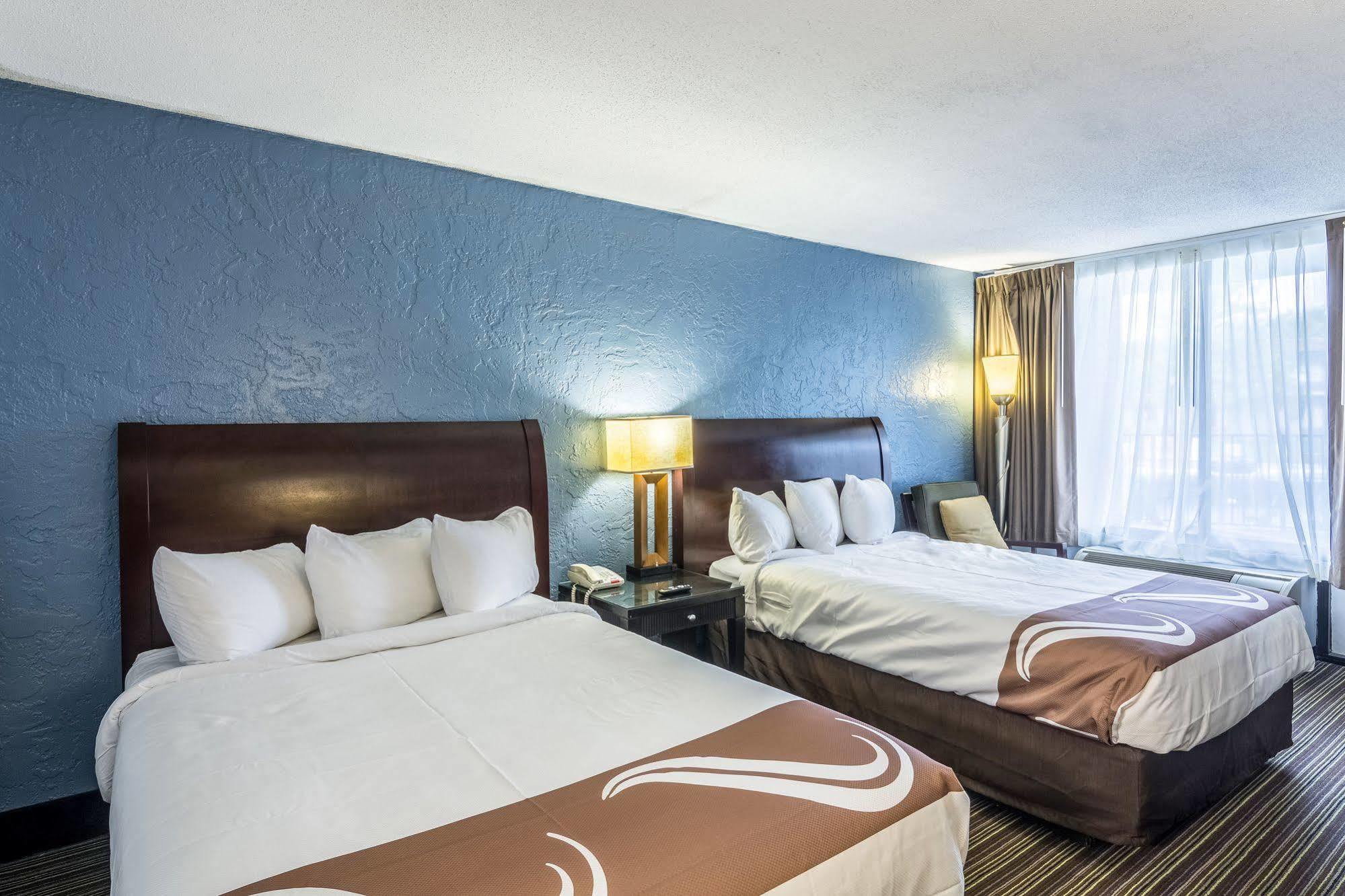 Ferry Pass Rest And Relax Inn المظهر الخارجي الصورة